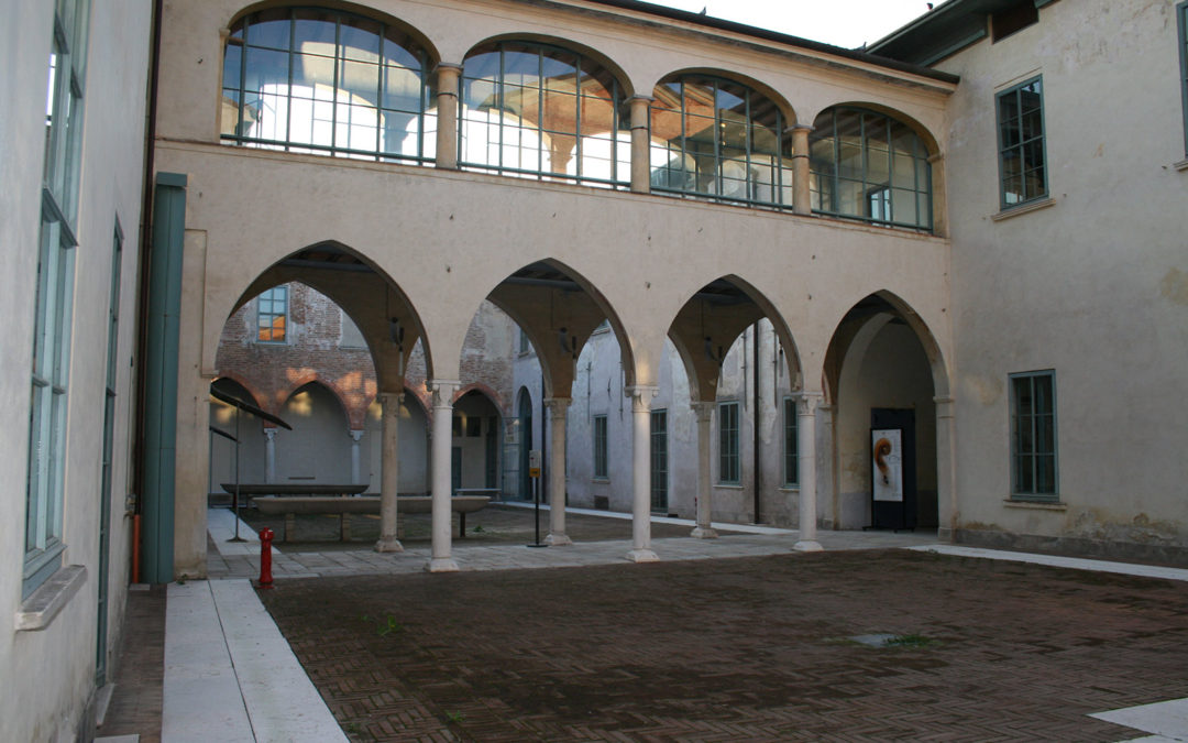 Recupero e restauro palazzo “Pallavicino”, scorcio del corridoio di collegamento interno – Comune di Cremona